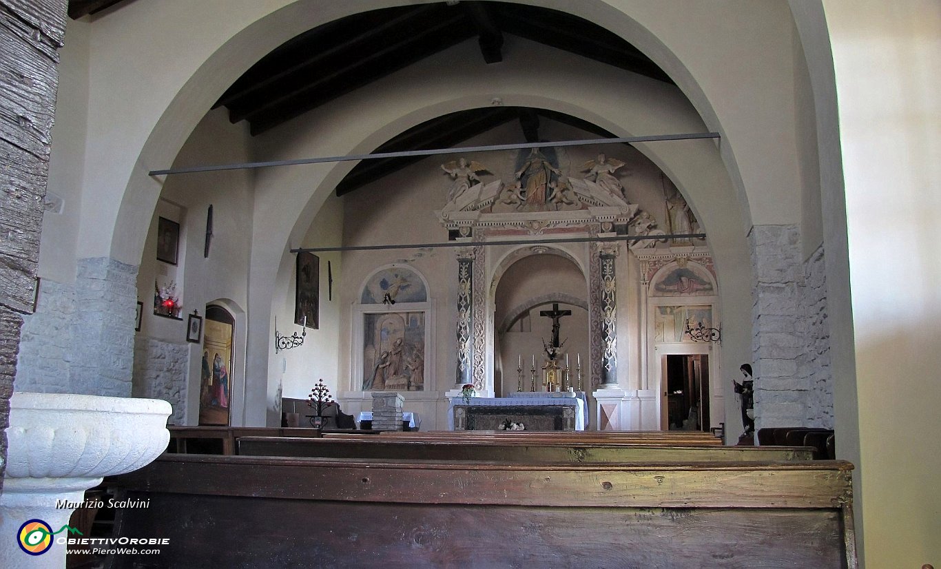 14 Santa Maria di Misma, restaurata da poco....JPG